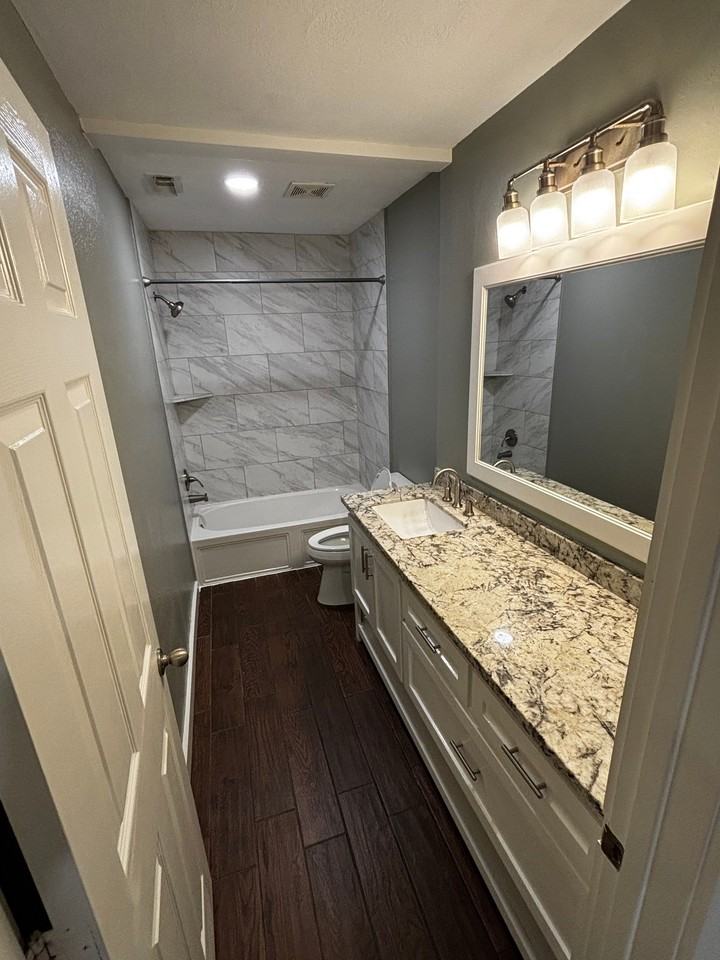 4623 Village Park Dr - Photo 3 of 14