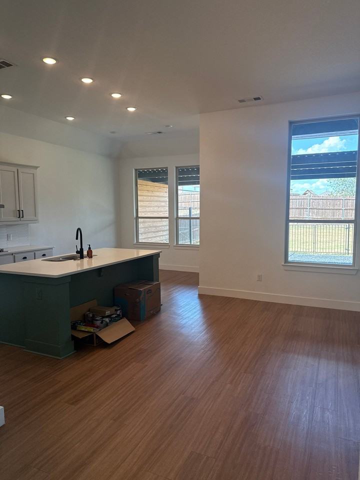 5075 Brooklet Blvd - Photo 6 of 18