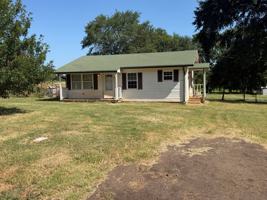 featured image of 3660 Apple Tree Rd