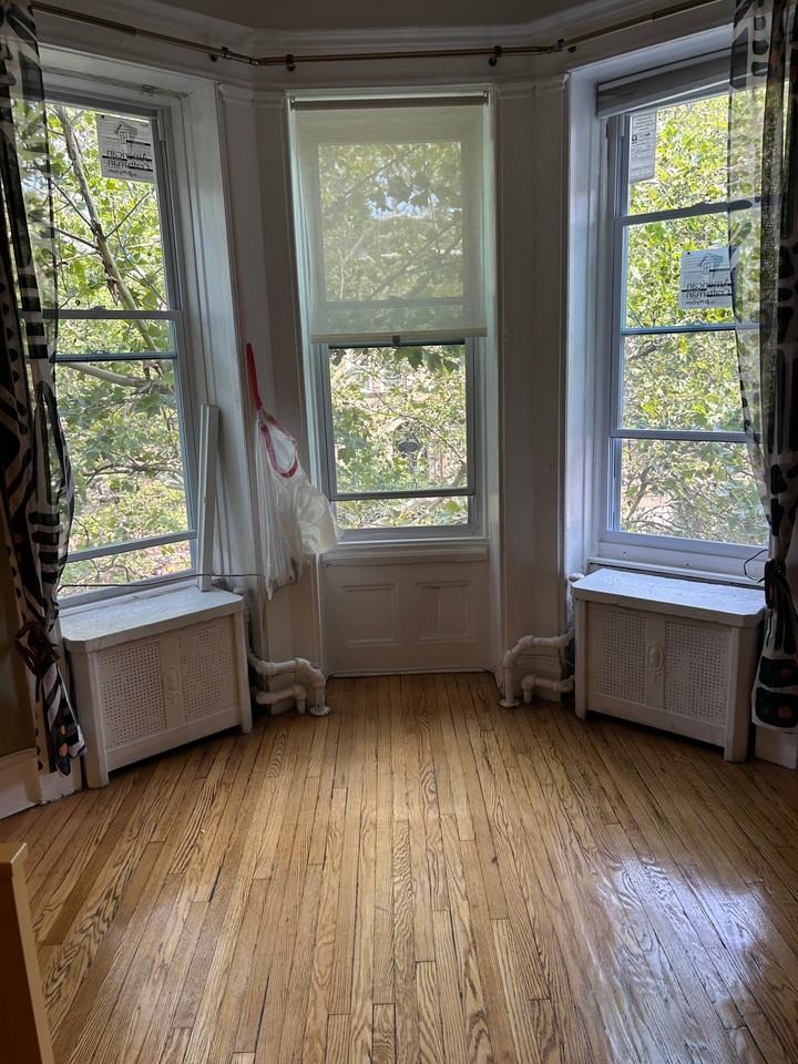 162 Underhill Ave - Photo 7 of 7