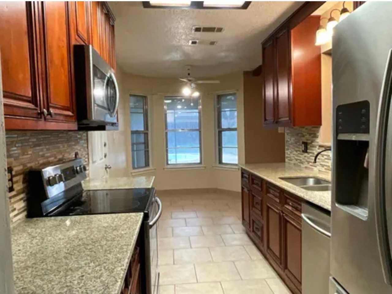 2503 Lohse Rd - Photo 6 of 15