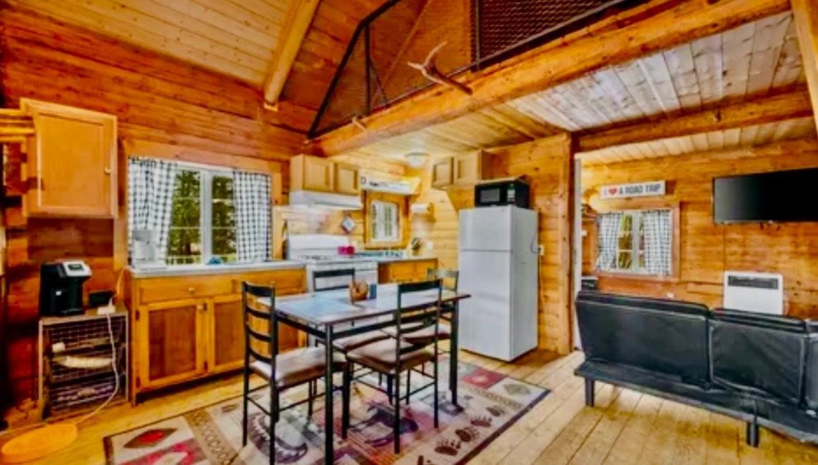 2386 N Lewis Rd - Photo 4 of 12