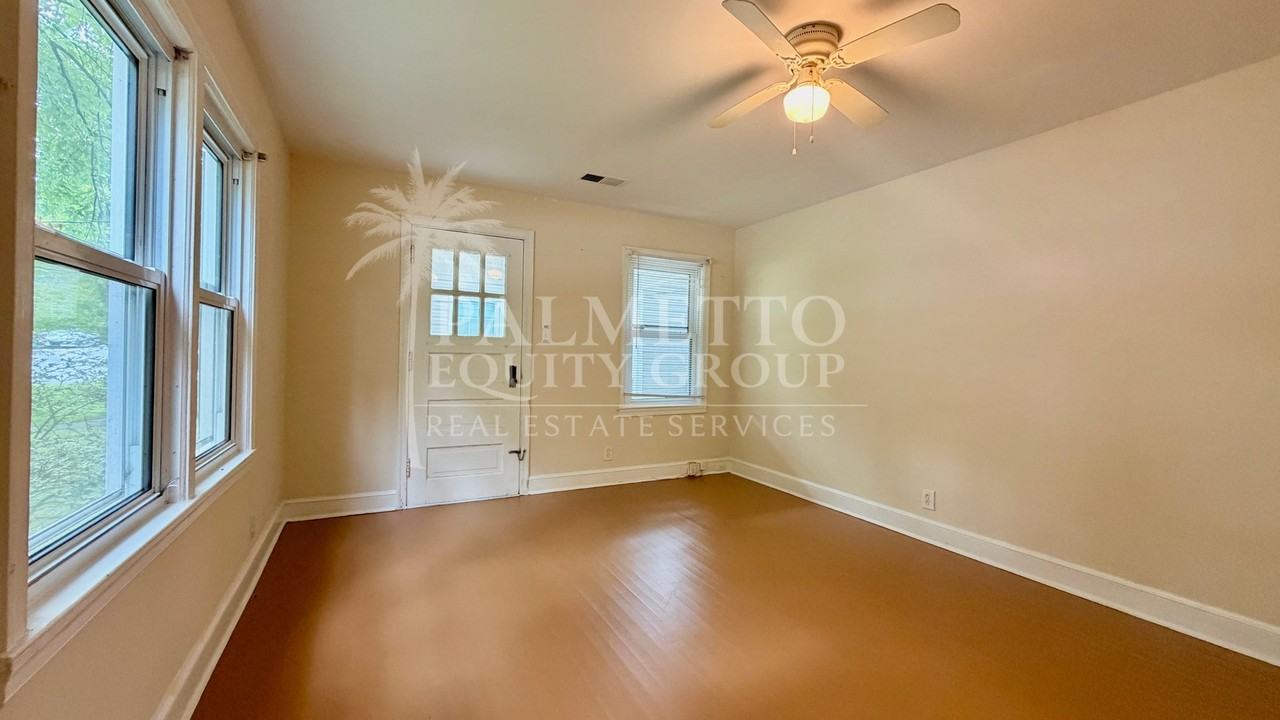928 Mccormick St - Photo 2 of 12