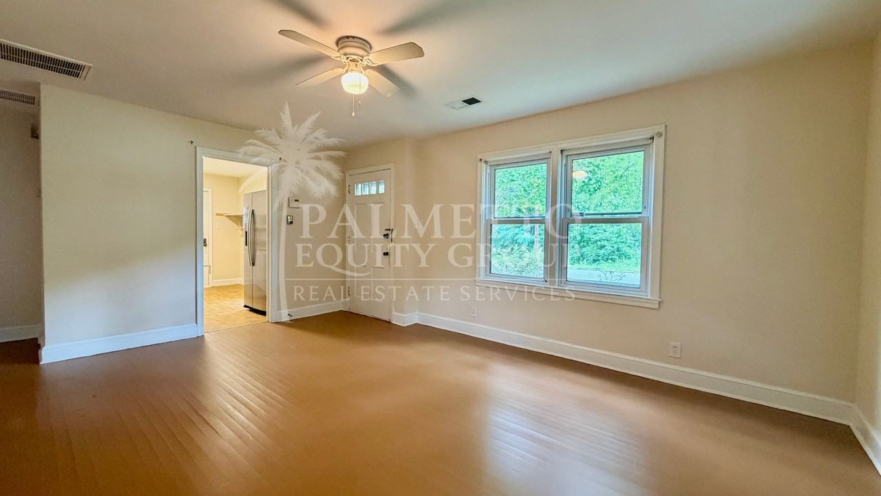 928 Mccormick St - Photo 3 of 12