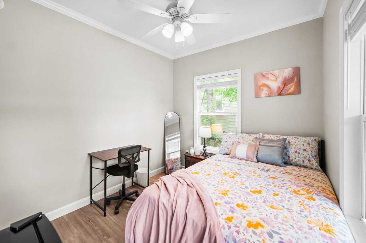 1535 Van Buren St - Photo 2 of 3