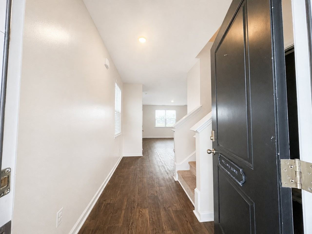 169 Oakwood Blvd - Photo 2 of 20