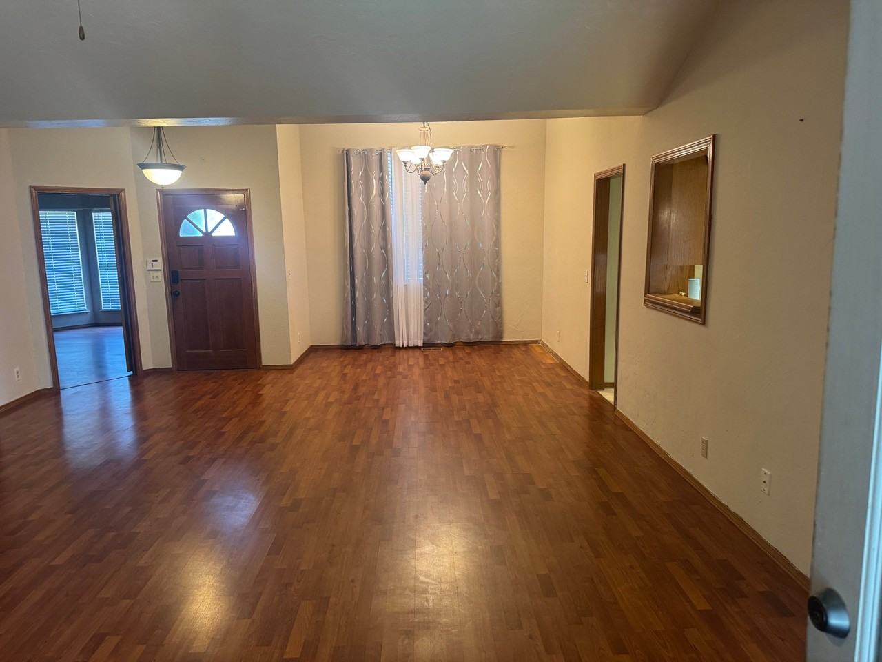 11913 Sundance Mountain Rd - Photo 3 of 20