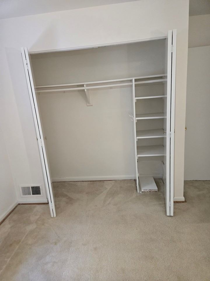 1112 Dunoon Rd - Photo 5 of 6