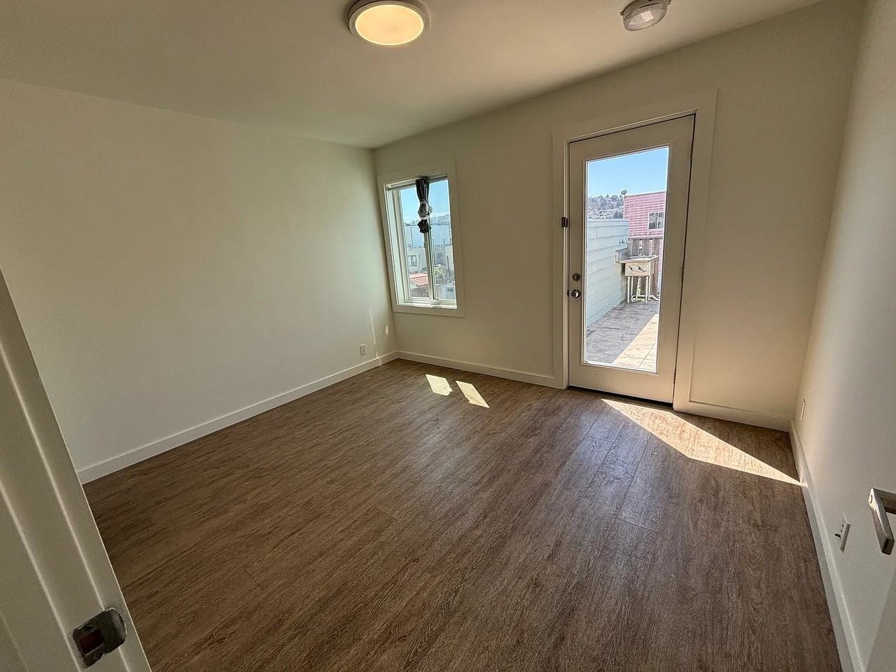 265 Lobos St - Photo 5 of 17