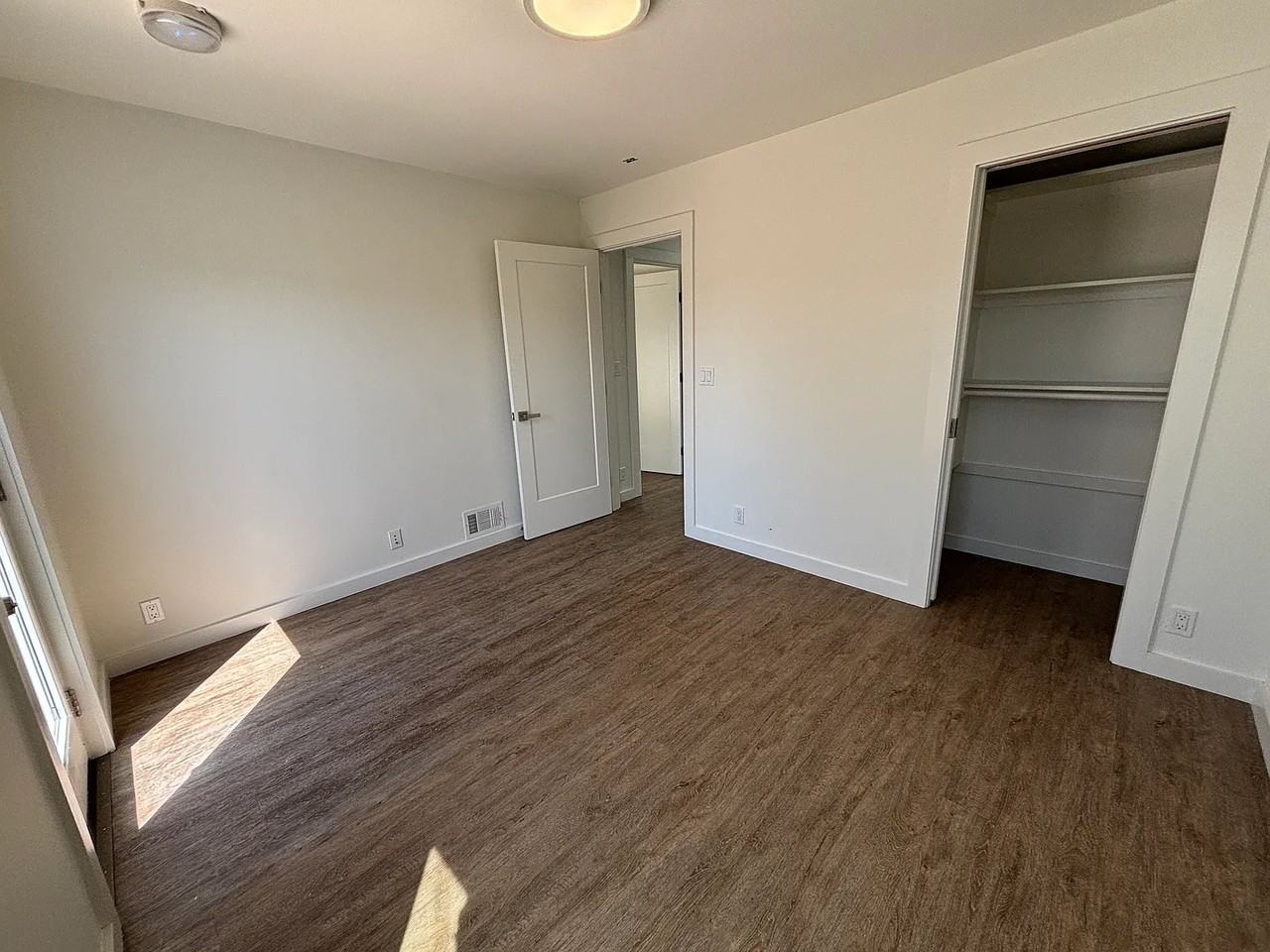 265 Lobos St - Photo 7 of 17