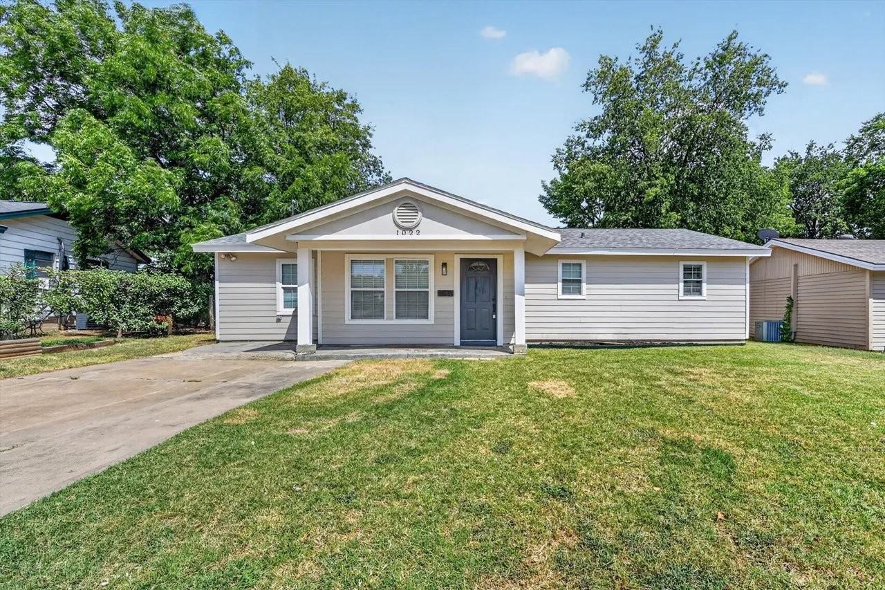 1022 Denton Dr - Photo 2 of 15