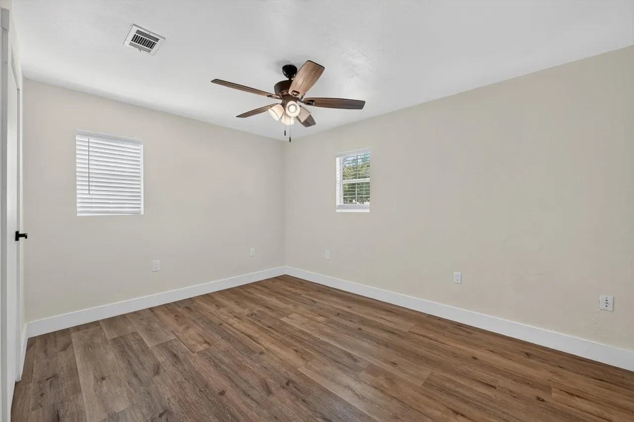 1022 Denton Dr - Photo 7 of 15
