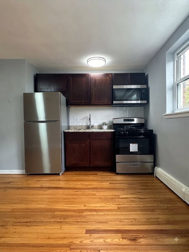 1332 South Ave #B1 - Photo 2 of 7