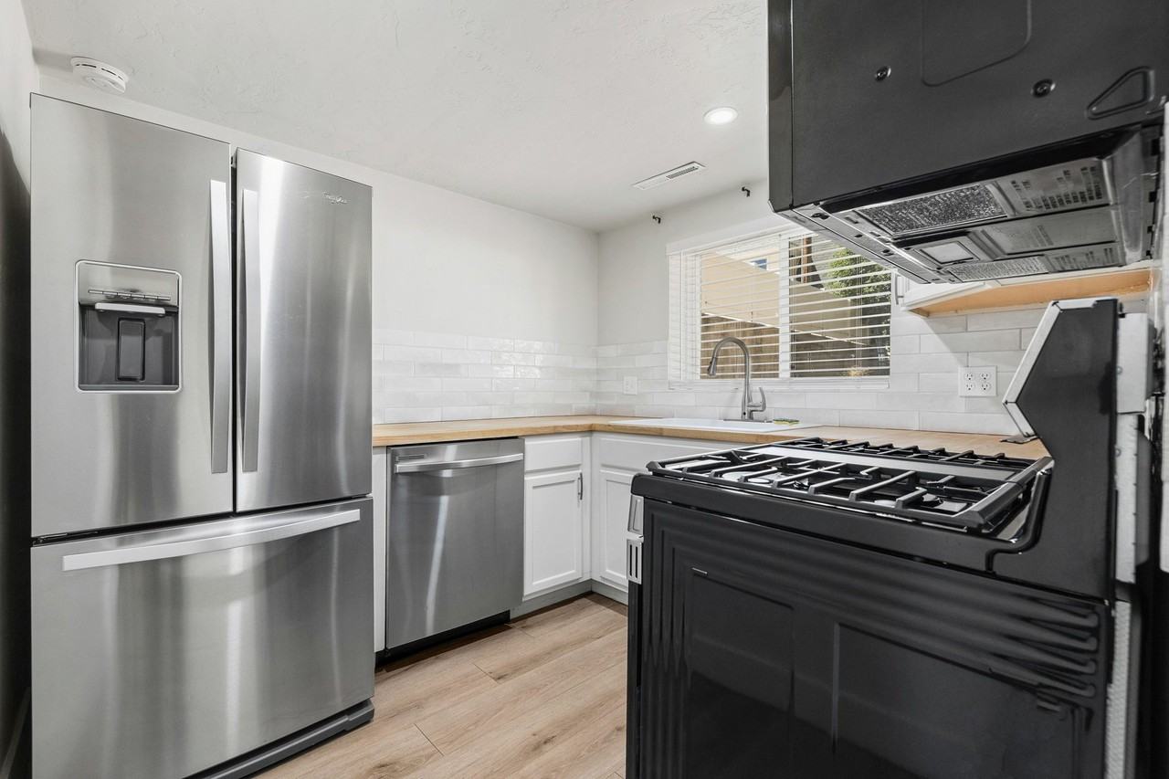 31 Wn, #BS - Photo 4 of 14