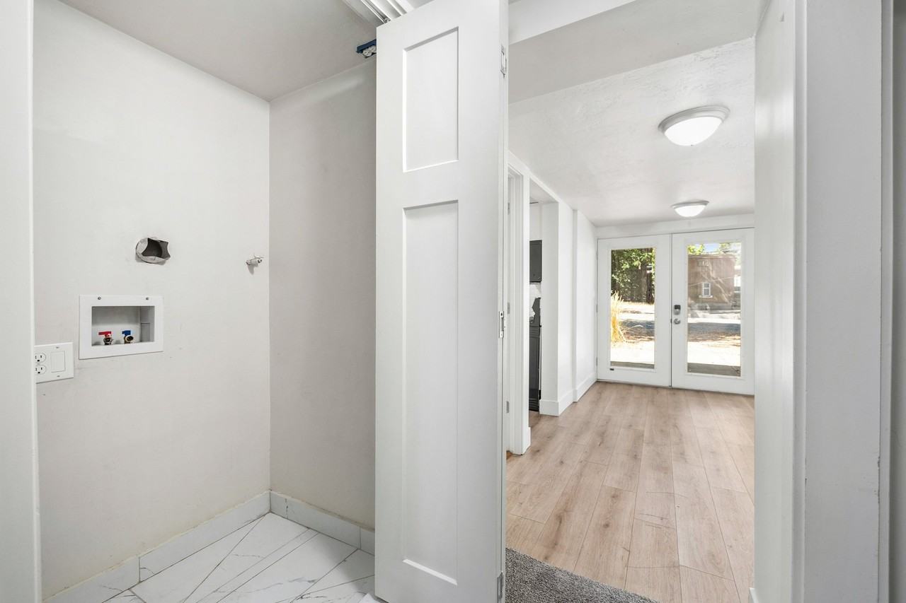 31 Wn, #BS - Photo 7 of 14