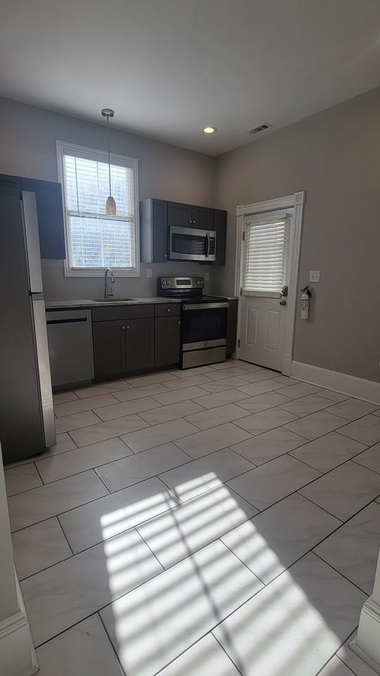 1319 Harrison St #NA - Photo 7 of 14