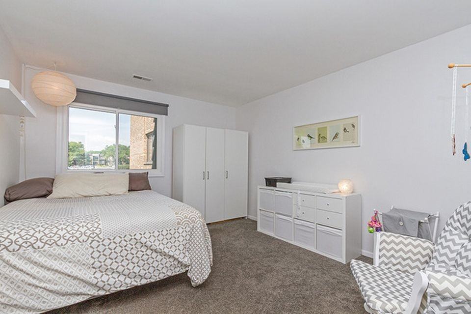 1426 Stonebridge Cir #K5 - Photo 5 of 10