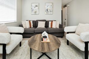 featured image of 137 Ne Monroe Cir N