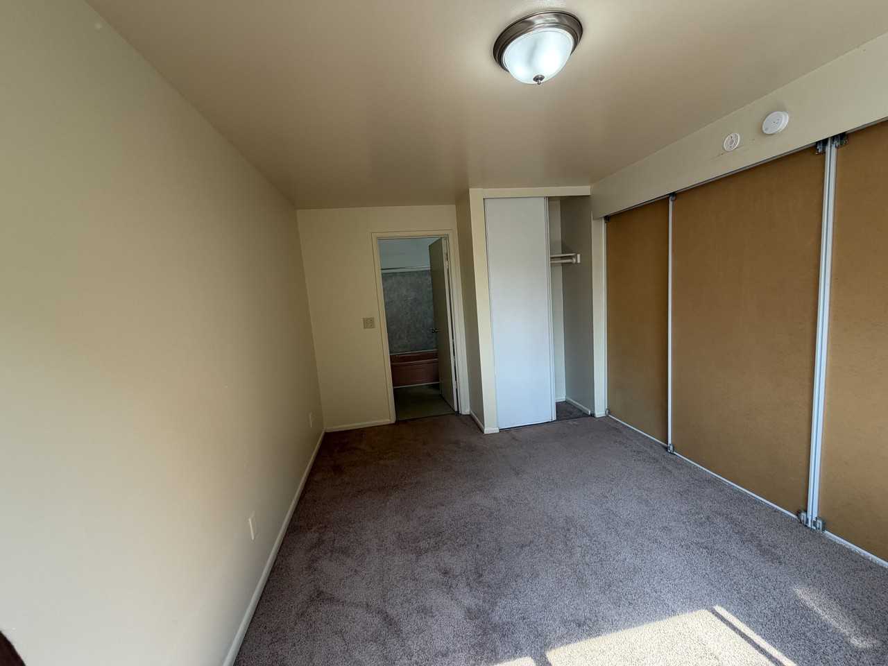 5035 15th Ave. N.E. - 208 #208 - Photo 5 of 18