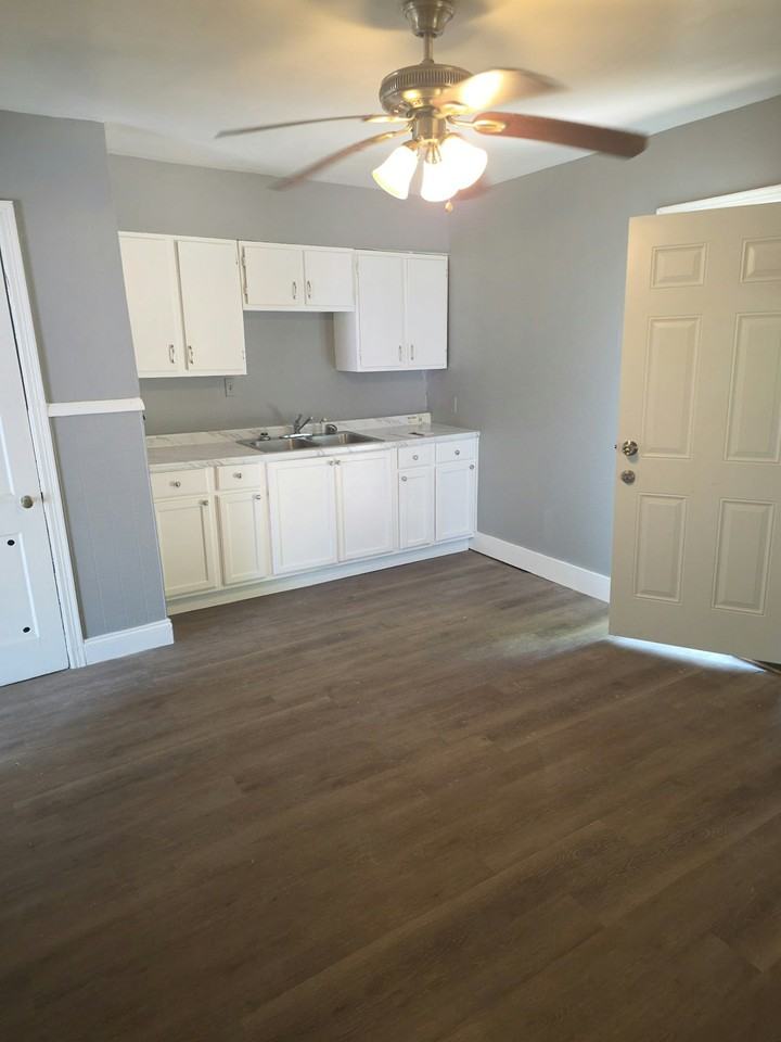 3466 Heckle Avenue - Photo 2 of 8