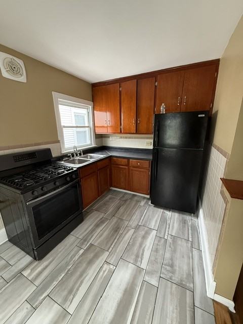 12535 S Emerald Ave - Photo 2 of 8