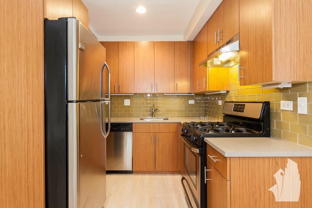 3709 N Wilton Ave #3711-2 - Photo 4 of 11