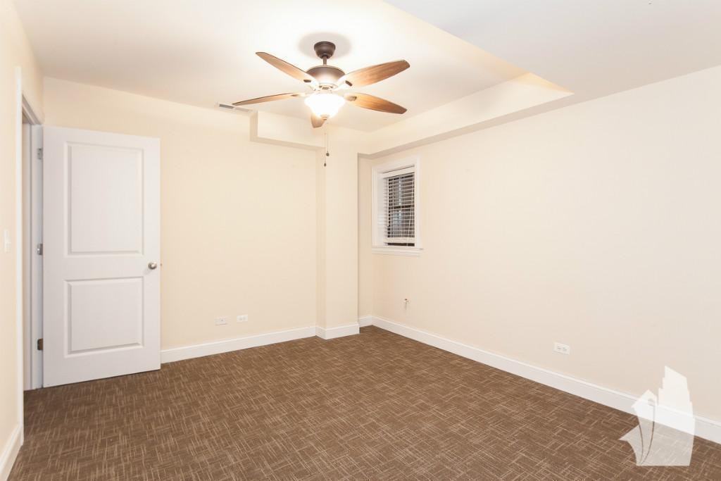 3709 N Wilton Ave #3711-2 - Photo 6 of 11