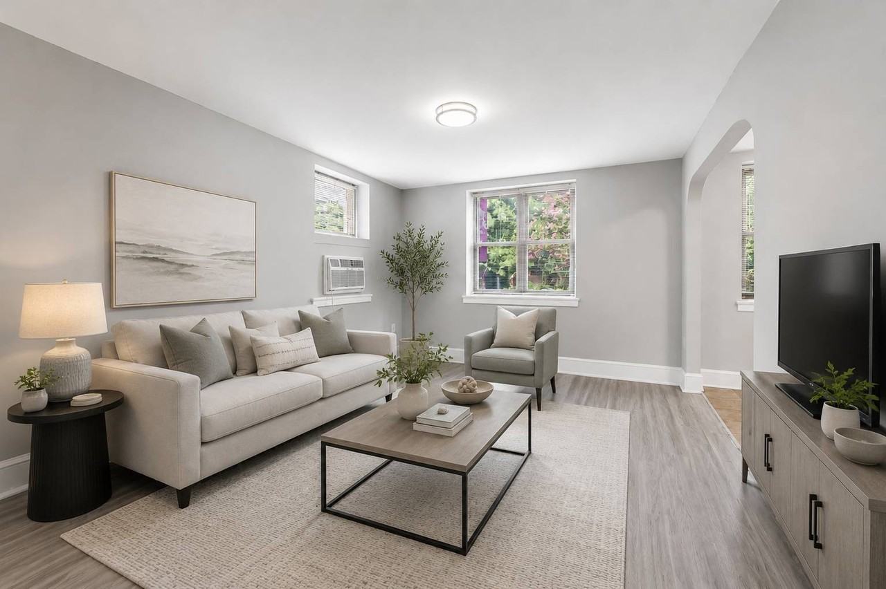 Lennox Apartments - Photo 3 of 29