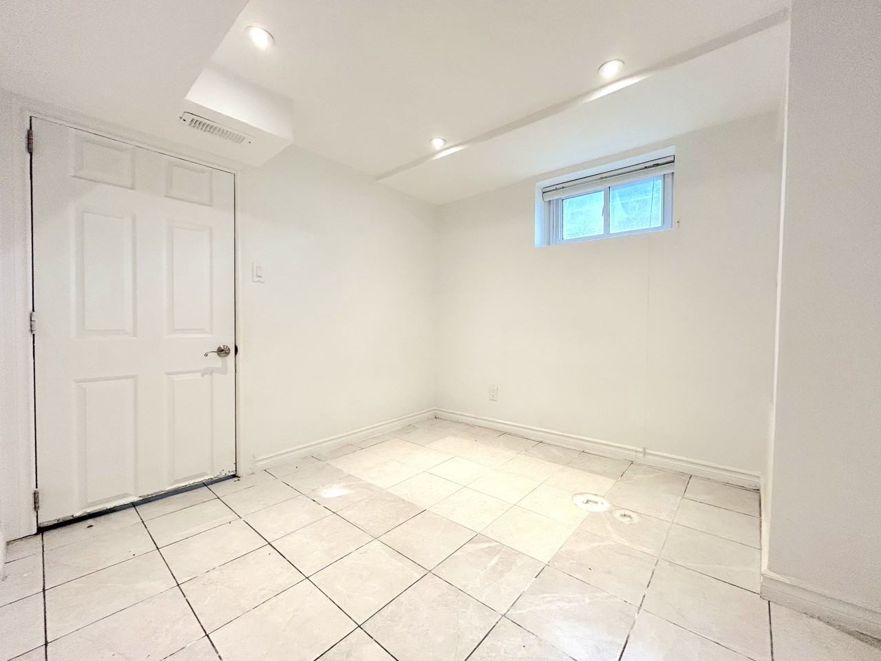 65 Hillview Street - Photo 4 of 13