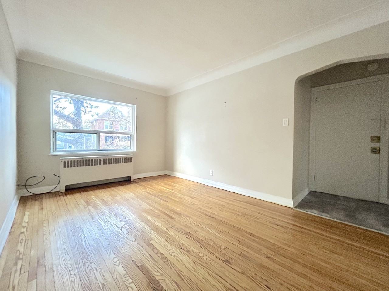 17 Gage Avenue South - Photo 5 of 36