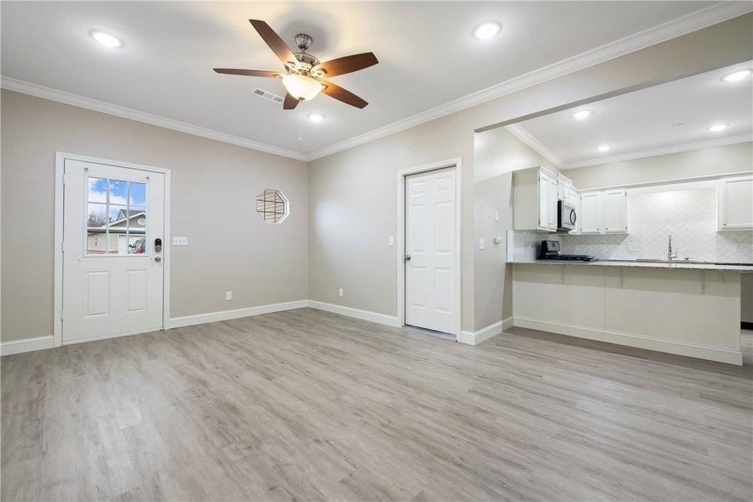 605 N 7th St - Photo 4 of 19