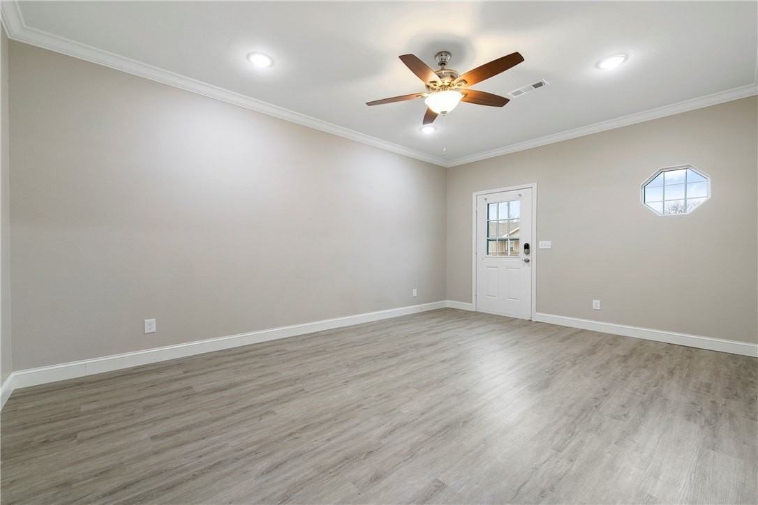 605 N 7th St - Photo 5 of 19