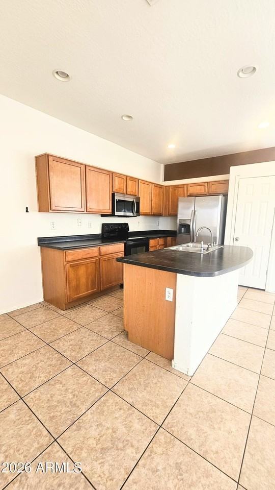 9915 W Wier Ave - Photo 3 of 16
