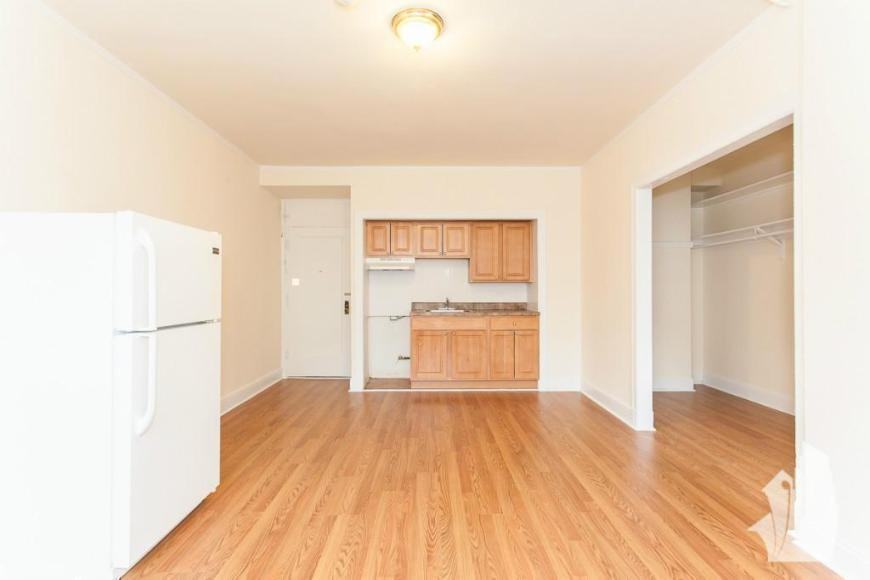 2779 N Milwaukee Ave - Photo 6 of 10