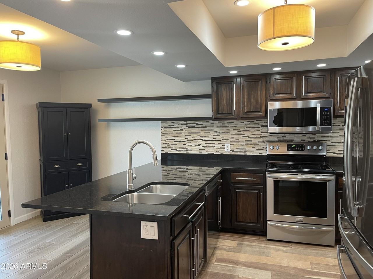 12847 N 40th Way - Photo 3 of 7