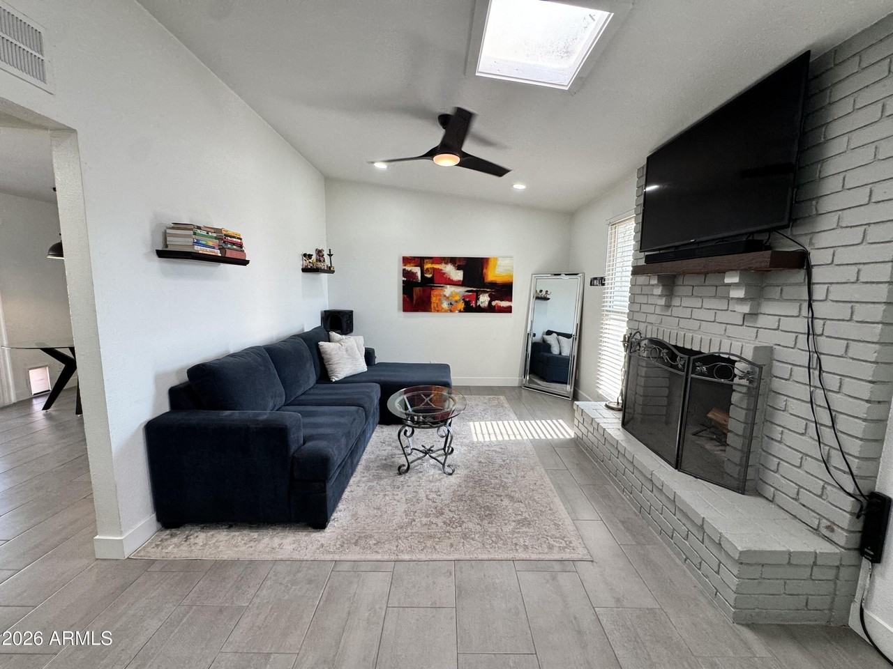 12453 N 29th Ave - Photo 2 of 13
