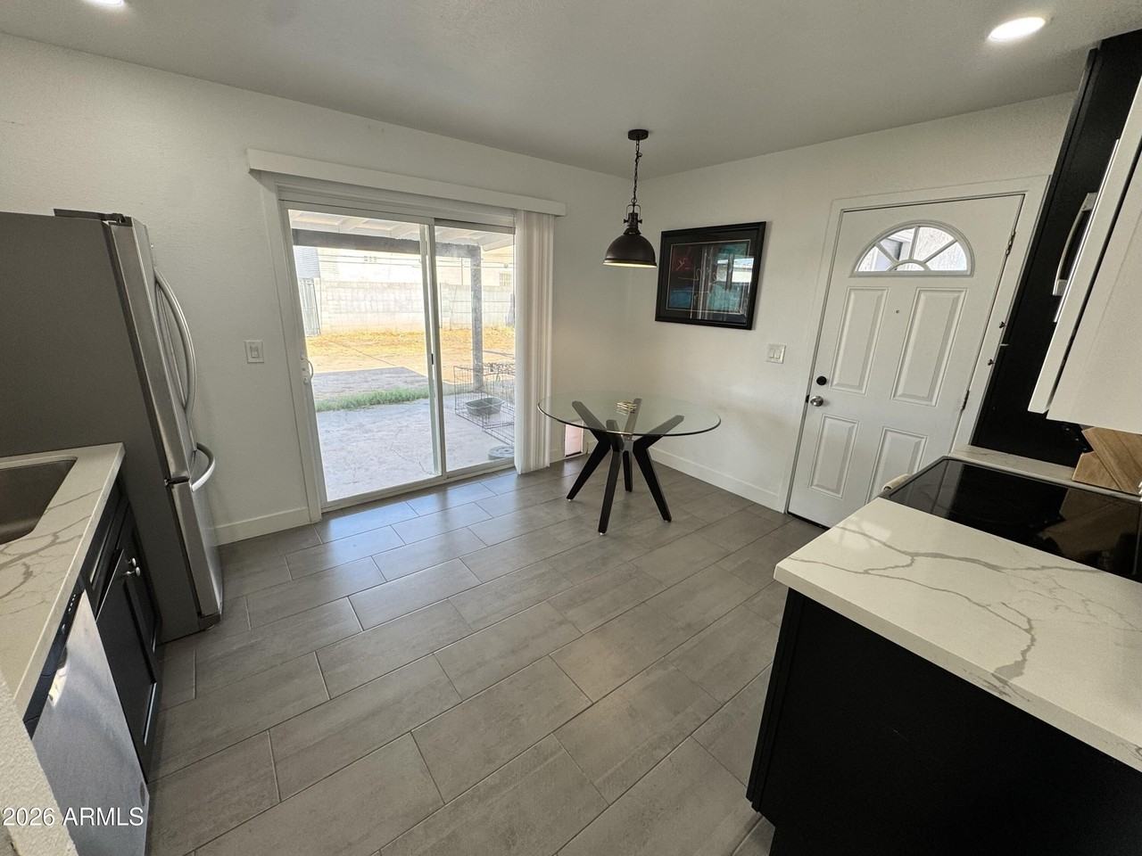 12453 N 29th Ave - Photo 5 of 13