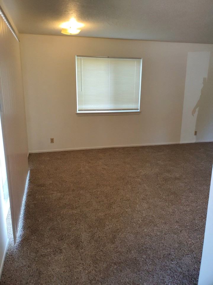 4125 Henry Ct #A - Photo 2 of 10