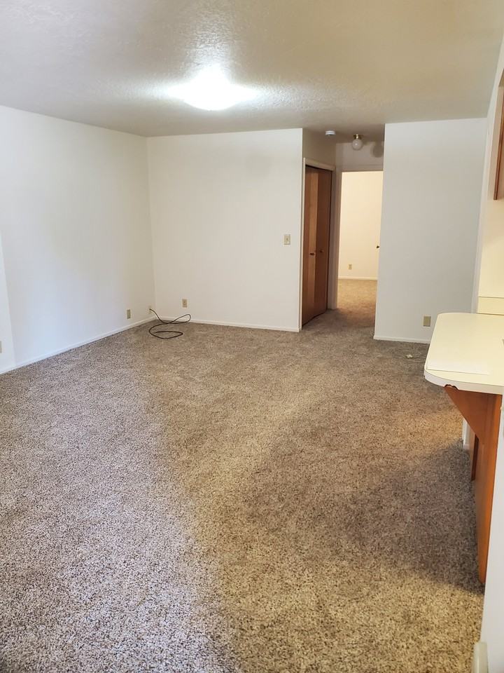 4125 Henry Ct #A - Photo 3 of 10