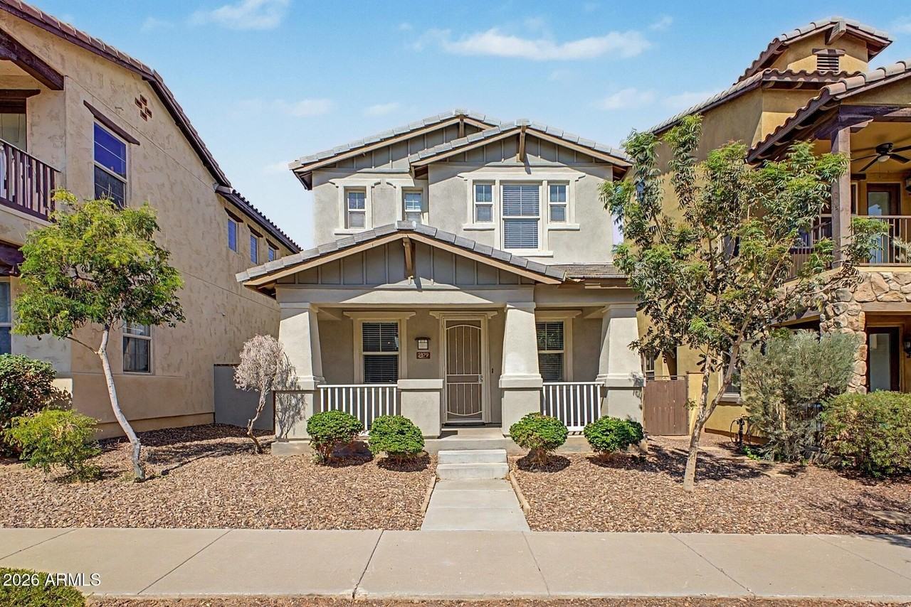 2879 N Claire Dr