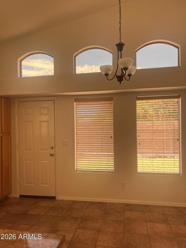 3580 W Chama Rd - Photo 3 of 8