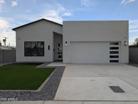 826 W 12th St - Photo 1 of 1