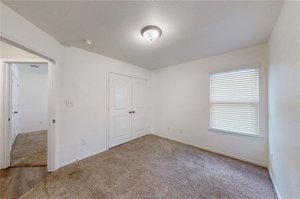 815 Heritage Dr - Photo 5 of 20