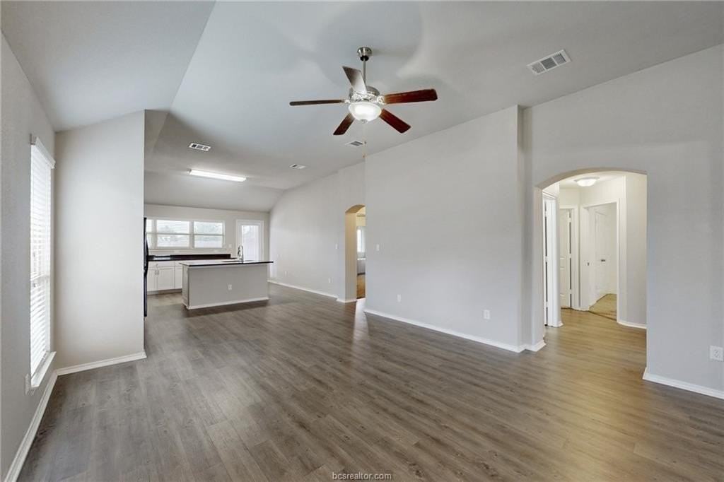 815 Heritage Dr - Photo 6 of 20