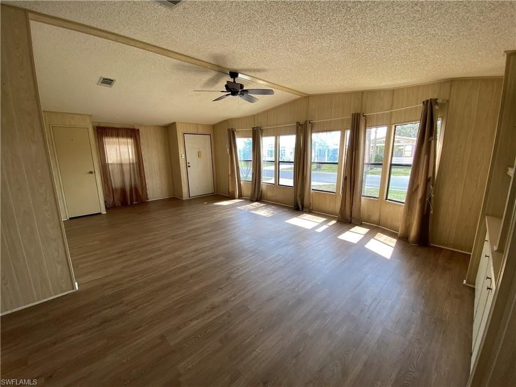 26380 New Orleans Dr - Photo 3 of 18