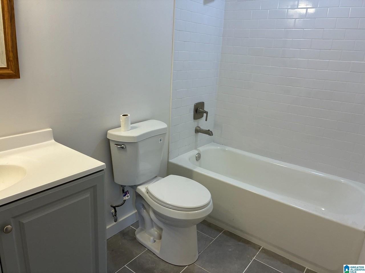 1148 24th Ave N - Photo 4 of 18