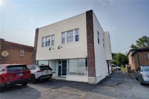 featured image of 2247 Clifford Ave #UP