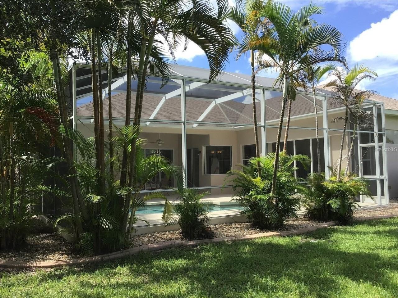 1292 W Hillsborough Blvd - Photo 4 of 19