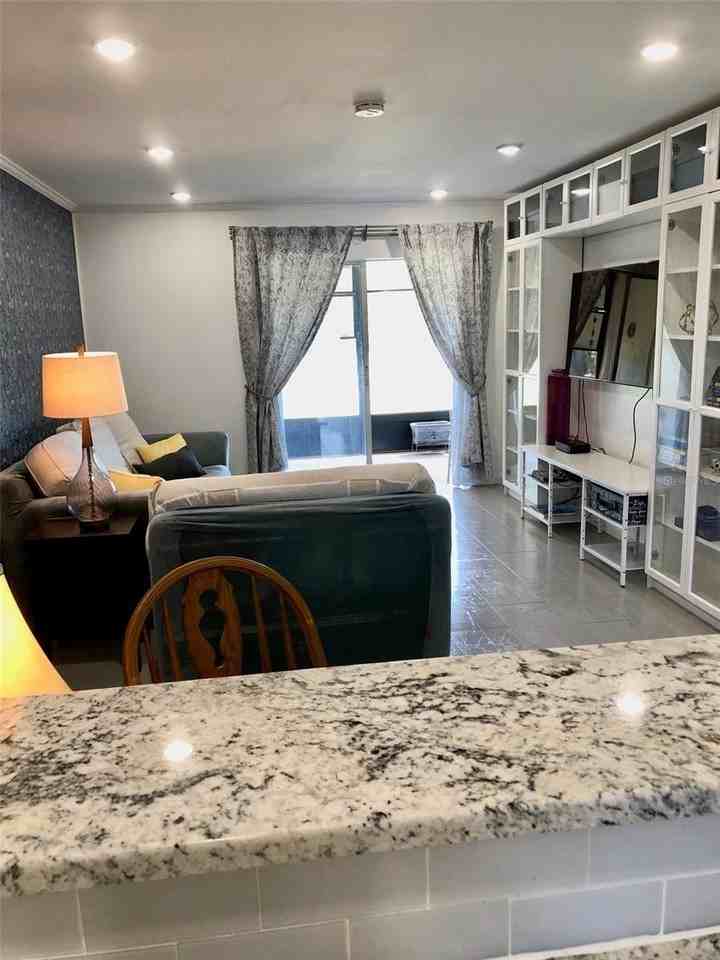 102 Capri Isles Blvd - Photo 6 of 32
