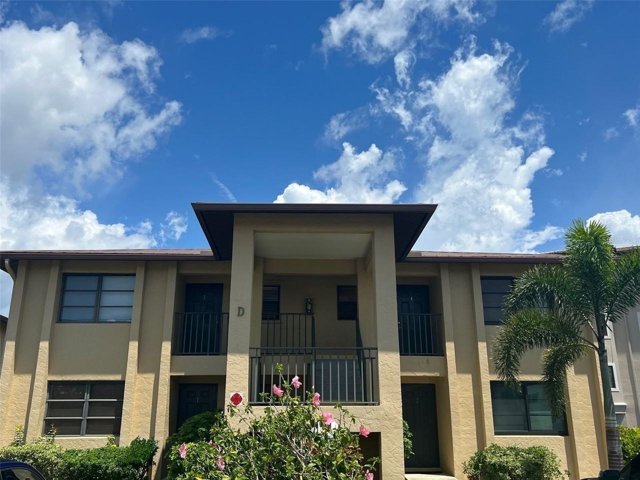 3221 White Ibis Ct Apt D3 - Photo 2 of 23